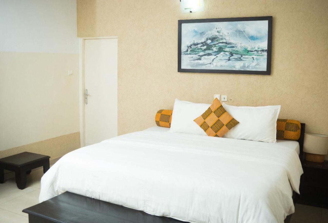 Hotel Seaside Lomé Kültér fotó